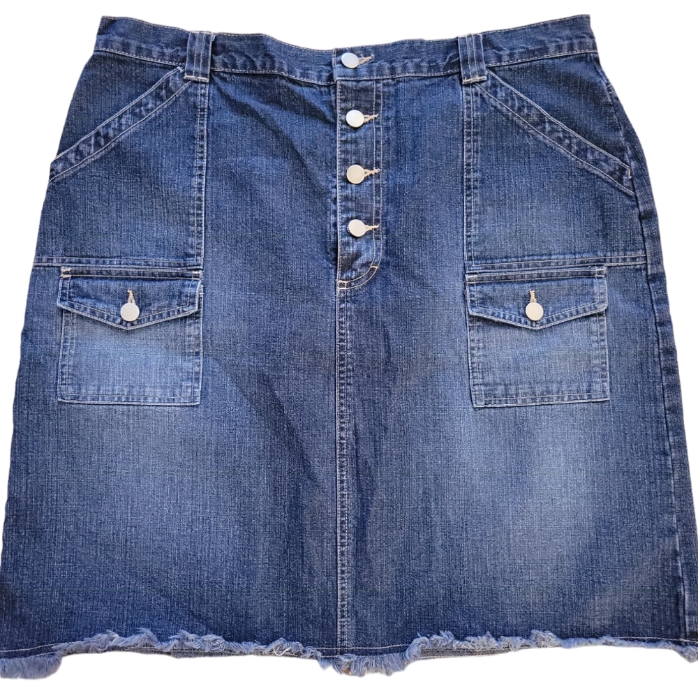 BUTTON-FLY Stretch Denim Skirt - Picture 3 of 11